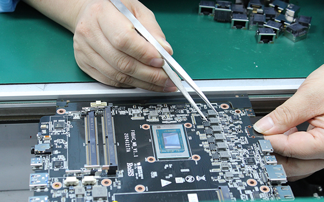 【工控科普】一片主板可以有多少路CPU？